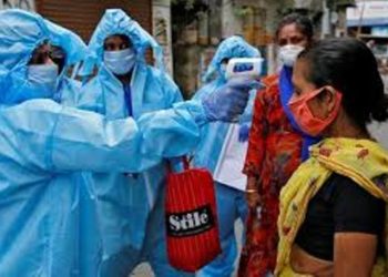 ରାଜ୍ୟରେ ଆଜି ଆଉ ୫୯୫ କରୋନା ଆକ୍ରାନ୍ତ ଚିହ୍ନଟ,  ସଙ୍ଗରୋଧରୁ ୩୯୪ ଓ ସ୍ଥାନୀୟ ଅଞ୍ଚଳରୁ ୨୦୧ ଜଣ ଚିହ୍ନଟ ହୋଇଛନ୍ତି । ଏହାସହ ଓଡ଼ିଶାରେ କରୋନା ଆକ୍ରାନ୍ତଙ୍କ ସଂଖ୍ୟା ୧୩୧୨୧କୁ ବୃଦ୍ଧି ପାଇଛି ।