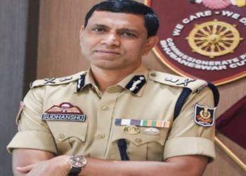 ବେସରକାରୀ ହସ୍ପିଟାଲ ରୋଗୀ ଫେରାଇଲେ ପୋଲିସକୁ ୧୦୦ ରେ ଫୋନ କର : କମିଶନର