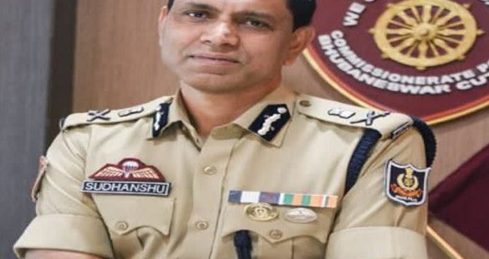 ବେସରକାରୀ ହସ୍ପିଟାଲ ରୋଗୀ ଫେରାଇଲେ ପୋଲିସକୁ ୧୦୦ ରେ ଫୋନ କର : କମିଶନର