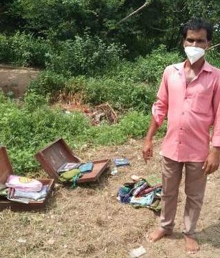 ଘରର ବାରିପଟ କବାଟ ତାଡ଼ି କଳାକନା ବୁଲାଇଲେ ଲୁଟେରା ଆଲମିରା ଭାଙ୍ଗି ଲୁଟିଲେ ସୁନା, ରୁପା ଅଳଙ୍କାର ସମେତ ନଗଦ ୩୦ହଜାର ଟଙ୍କା – ହିଞ୍ଜିଳିକାଟୁ