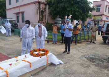 ASIଙ୍କ ଶବକୁ ରାଷ୍ଟ୍ରୀୟ ସମ୍ମାନ ଦେବା ସହିତ ଅନ୍ତିମ ସଂସ୍କାର କରାଯିବ –  ଗଞ୍ଜାମ