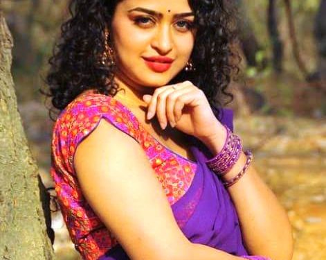 ନୟାଗଡ଼ର ଝିଅ ହେବେ ବଲିଉଡ୍‌ର ହିରୋଇନ୍‌…