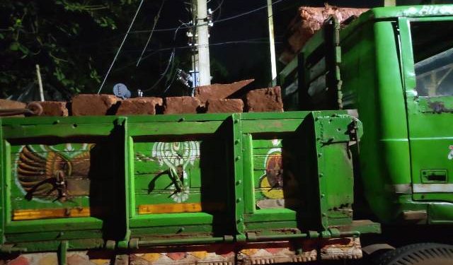 ଖଣିମାଫିଆ ଙ୍କ ପଥର ବେପାର ରେ ବଳି ପଡୁଛନ୍ତି ରଣପୁର ଗାଇ