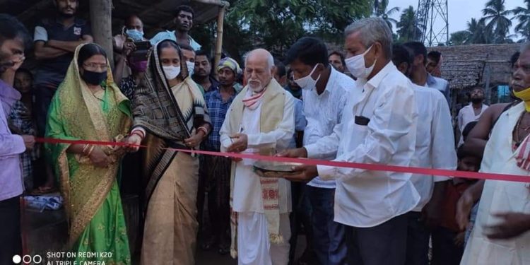 ବିଧାୟିକା ଆଞ୍ଚଳିକ ପାଣ୍ଠିରେ କରାଯାଇଥିବା ହାଇମାକ୍ସ ବିଦ୍ୟୁତ ଲାଇଟ ରେ ସମଗ୍ର ବରୀ ଆଲୋକିତ