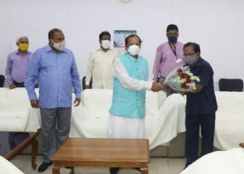 ବିଧାନସଭା କର୍ମଚାରୀଙ୍କୁ ଅବସରକାଳୀନ ସମ୍ବର୍ଦ୍ଧନା – ଭୁବନେଶ୍ୱର