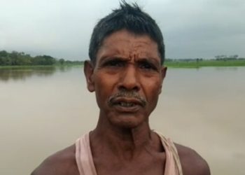 ଭସାଇ ନେଲା ପାହାଡ଼ ପାଣି, ରାଧାଷ୍ଟମୀ ଭାର ନେଇ ଝିଅ  ଘରକୁ  ଯାଉଥିଲେ