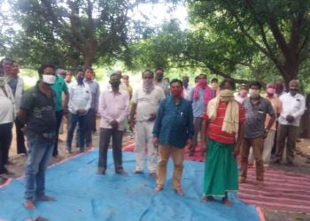 ଉପ ଜିଲ୍ଲାପାଳଙ୍କ ପ୍ରତିଶୃତି ପରେ ଚାଷୀଙ୍କ ଆନ୍ଦୋଳନ ସ୍ଥଗିତ , ପଦ୍ମପୁର
