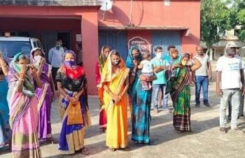 ଉପ ଜିଲ୍ଲାପାଳଙ୍କ ଠାରେ ଅଙ୍ଗନବାଡ଼ି କେନ୍ଦ୍ରରେ ମହାଦୁର୍ନୀତି ପାଇଁ ଫେରାଦ ହେଲେ – ସପକ୍ଷବାଦୀ