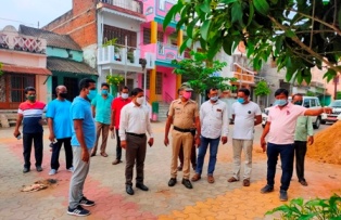 ହିଞ୍ଜିଳିକାଟୁ ପୌରାଂଚଳରେ କୋଭିଡ଼ି ସ୍ଥିତି ଓ ସ୍ୱଚ୍ଛତା ପରଖିଲେ ଜିଲ୍ଲାପାଳ – ହିଞ୍ଜିଳିକାଟୁ