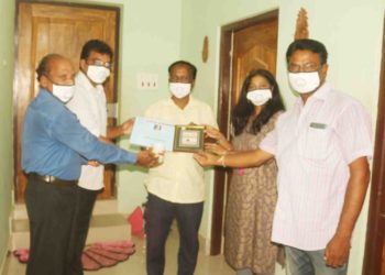 ସେବା ପ୍ରୟାସ ଫାଉଣ୍ଡେସନ ତରଫରୁ ; “କୋଭିଡ ଯୋଦ୍ଧା”ଙ୍କୁ ସମ୍ମାନିତ