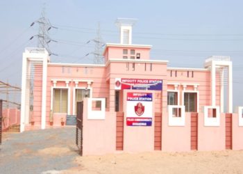 କମିସନରେଟ୍ ପୋଲିସର ୮ ପୋଲିସ କର୍ମଚାରୀଙ୍କ ବିରୋଧରେ ଗଣ ଦୁଷ୍କର୍ମ ଅଭିଯୋଗ ।