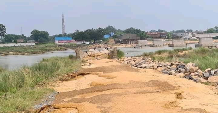 ଜୀରା ନଦୀ ଉପରେ ନିର୍ମାଣାଧୀନ ନୂତନ ପୋଲର ଶେଷ କେବେ ?