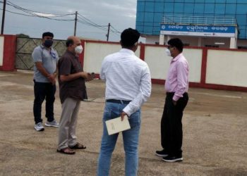 ବରଗଡ଼ କୋଭିଡ  ଡାକ୍ତରଖାନା ପରିଦର୍ଶନ କଲେ ନୋଡାଲ ଅଧିକାରୀ – ବରଗଡ଼