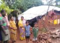 ଦ୍ଵୀପ ତଳ ଅନ୍ଧାର , ମହାବାତ୍ୟା ପରଠୁ ଚାଲିଛି ସାତ ପ୍ରାଣୀର ଜରିପାଲର ସଂସାର – ଢେଙ୍କାନାଳ