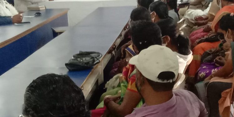 ନର୍ଲା,ପଞ୍ଚାୟତ ସମିତିର ମାସିକ ବୈଠକ ; ପଞ୍ଚଦଶ ସିଏଫସି ଫଣ୍ଡର ଆଲୋଚନା – କଳାହାଣ୍ଡି