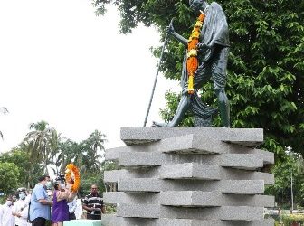 ବିଧାନସଭା ପରିସରରେ ଜାତିର ଜନକ ମହାତ୍ମା ଗାନ୍ଧୀଙ୍କ ୧୫୧ତମ ଜୟନ୍ତୀ ପାଳିତ – ଭୁବନେଶ୍ୱର