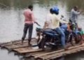 ଲୋକଙ୍କ ସାହାରା ସାଜିଛି ବାଉଁଶ ଭେଳା ; ବୁଢାବଳଙ୍ଗ ନଦୀ ପାର ହେବା ପାଇଁ  – ମୟୂରଭଞ୍ଜ