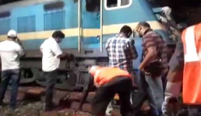 ପୁରୀ : ଲାଇନଚ୍ୟୁତ ହେଲା ଟ୍ରେନ