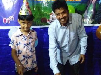 ନାତି ଙ୍କ ସହ ୬୧ ତମ ଜନ୍ମ ଦିନ ପାଳନ କଲେ – ସୁରେଶ ମିଶ୍ର