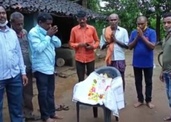 ସମାଜସେବୀ କଷ୍ଟି ହଂସଙ୍କ ବିୟୋଗରେ ଯାଦବ ସମିତି ପକ୍ଷରୁ ଶୋକସଭା