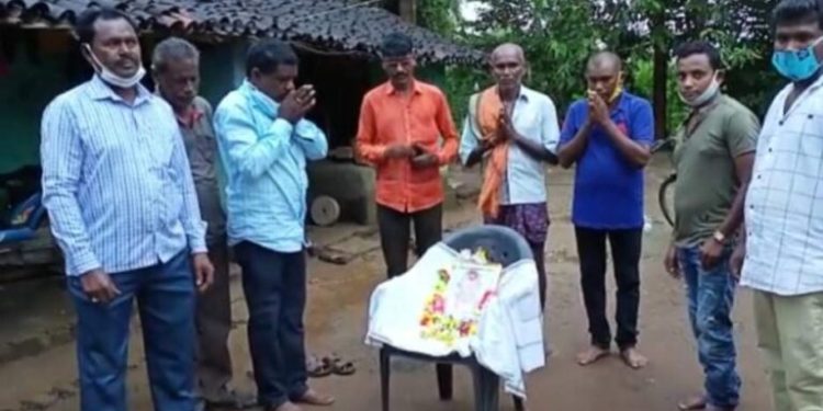ସମାଜସେବୀ କଷ୍ଟି ହଂସଙ୍କ ବିୟୋଗରେ ଯାଦବ ସମିତି ପକ୍ଷରୁ ଶୋକସଭା