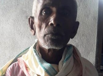 ୭୧ ବର୍ଷୀୟ ବୃଦ୍ଧଙ୍କ ଭତ୍ତା ବନ୍ଦ କରି ସାହାସିକତା ପ୍ରଦର୍ଶନ କରୁଛନ୍ତି ବିଡିଓ ; ଗତ ଏକବର୍ଷର ଭତ୍ତା ପ୍ରଦାନ କରିବାକୁ ଦାବୀ କଲେ ଅଞ୍ଚଳବାସୀ – ପଦ୍ମପୁର
