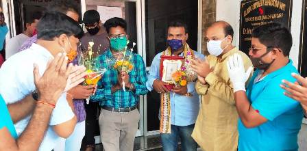 ଶ୍ରୀ ଶ୍ରୀ ଅଗ୍ରସେନ ମହାରାଜା ଙ୍କ ଜୟନ୍ତୀ ଅବସରରେ ସମାଜସେବୀ ଅନୁଷ୍ଠାନ ଙ୍କୁ ସମ୍ମାନିତ