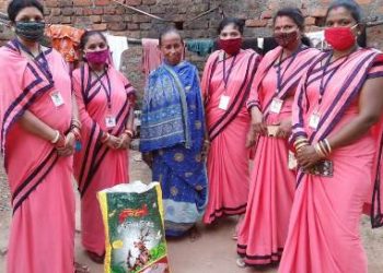 ଜନ କଲ୍ୟାଣ ଟ୍ରଷ୍ଟ ପକ୍ଷରୁ ଶୁଖିଲା ଖାଦ୍ୟ ବଣ୍ଟନ