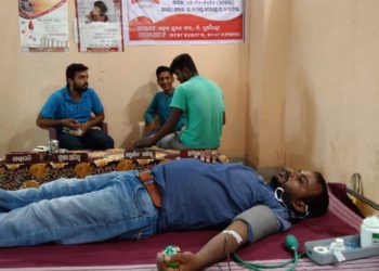 ଉତ୍କଳ ଯୁବକ ସଂଘ  ଅନୁଷ୍ଠାନ ତରଫରୁ ରକ୍ତଦାନ  ଶିବିର ଅନୁଷ୍ଠିତ – ହିଞ୍ଜିଳିକାଟୁ