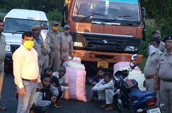 ୬ କୁଇଣ୍ଟାଲ ଗଞ୍ଜେଇ,କଣ୍ଟେନର ଓ ବାଇକ ଜବତ ; ୪ ଅନ୍ତଃରାଜ୍ୟ ଗଞ୍ଜେଇ ମାଫିଆ ସହ ୬ ଗିରଫ