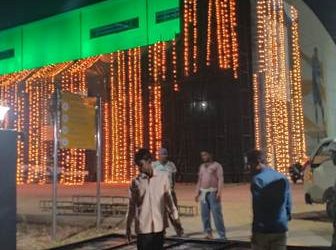 ଈଣ୍ଡୋର ଷ୍କାଡିୟମ ରେ ଉଦଘାଟନ ପୂର୍ବରୁ ଅଘଟଣ ; ଛୁଇଁଲେ ଢଳି ପଡୁଛି ଗେଟ