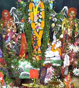 କରୋନା କଟକଣା….୪୧ତମ ଆଲିଆ କାଳି ପୂଜା,ଦର୍ଶକ ନାହାଁନ୍ତି ; ମଣ୍ଡପ ଫାଙ୍କା