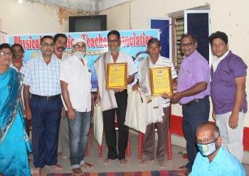 ୨ କ୍ରୀଡ଼ା ଶିକ୍ଷକଙ୍କୁ ଅବସରକାଳୀନ ସମ୍ବର୍ଦ୍ଧନା – ହିଞ୍ଜିଳିକାଟୁ