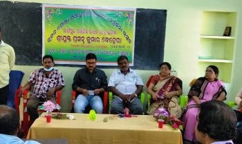 ଗୋଷ୍ଠୀ ଶିକ୍ଷା ଅଧିକାରୀଙ୍କୁ ବିପୁଳ ସମ୍ବର୍ଦ୍ଧନା