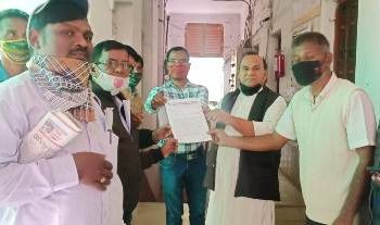 ଶ୍ରମିକଙ୍କ ବିଭିନ୍ନ ଦାବି ନେଇ ଓଡ଼ିଶା କୋଠାବାଡ଼ି ନିର୍ମାଣ ଶ୍ରମିକ କଲ୍ୟାଣ ବୋର୍ଡ ସଚିବଙ୍କୁ ଦାବିପତ୍ର ପ୍ରଦାନ