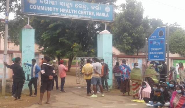 ତ୍ରୁଟି ପୂର୍ଣ୍ଣ ଚିକିତ୍ସାର ଅଭିଯୋଗ ; ମୃତ ନାବାଳକଙ୍କ ଶବ ରଖି ରାସ୍ତା ଅବରୋଧ