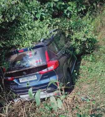 କଦଳୀବନ୍ଧ ନିକଟରେ ସଡ଼କ ଦୁର୍ଘଟଣା କାର୍ ସହ ବାଇକ୍ ଜବତ – ଓଡ଼ଗାଁ