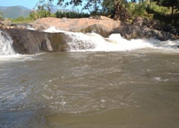 ବନ୍ଧୁଗାଁ ବ୍ଲକ ଝଞ୍ଜାବତି ନଦୀ ପ୍ରକୃତିର ଅତି ସୌନ୍ଦର୍ଯ୍ୟମୟ ବାତା ବରଣମଧ୍ୟରେ ଗୋଦଗୋଦା ଜଳପ୍ରପାତ