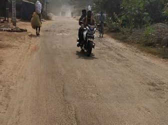 ରଣପୁର ଏନ୍ ଏ ସି ର ୧୩ ନଂ ୱାର୍ଡ ସାଗର ସାହି ର ରାସ୍ତା କାମ ଅଧା ଖଣ୍ଡିଆ ଅବସ୍ଥା ରେ ; ପୂର୍ତ୍ତ ବିଭାଗ ଦେଖି କରି କରୁଛି ଅଣଦେଖା