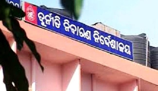 ଜଗତସିଂହପୁରର ପୁଲିସ ଏଏସଆଇ, ରବୀନ୍ଦ୍ର ସେନାପତିଙ୍କ ଘରେ ଭିଜିଲାନ୍ସ ଚଢ଼ାଉ