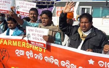 ନୂଆ କୃଷିନୀତି ବିରୋଧରେ ଦିଲ୍ଲୀ ସୀମାରେ ଚାଲିଥିବା ସର୍ବ ଭାରତୀୟ କୃଷକ ଆନ୍ଦୋଳନରେ ସାମିଲ୍ ହେଲା ଆମ ଅଧିକାର