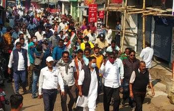 ପଟ୍ଟାମୁଣ୍ଡାଇ ଓ ରାଜନଗର ରେ କଂଗ୍ରେସ ଦଳ ର ଭାରତ ବନ୍ଦ କୁ ନେଇ ଜନସାଧାରଣ ନାହଁ ନଥିବା ଅସୁବିଧା ର ସମ୍ମୁଖୀନ