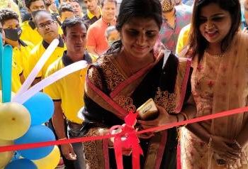 ସମାଜ ସେବା ପାଇଁ ରେଷ୍ଟୁରାଣ୍ଟ ଖୋଲିଲେ ମମତା ରାୟ । ମହିଳା ସ୍ବାବଲମ୍ବୀର ଏକ ଅନନ୍ୟ ନିଦର୍ଶନ ହାଉସ ଅଫ ଫ୍ଲେଭର୍ସର ଶୁଭ ଉନ୍ମୋଚନ