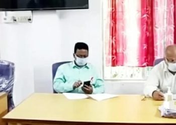 ପାରଳାଖେମୁଣ୍ଡି ସ୍ଥିତ ଜିଲ୍ଲା ମୁଖ୍ୟ ଚିକିତ୍ସାଧିକାରୀଙ୍କ କାର୍ଯ୍ୟାଳୟ ପରିସରରେବିଶ୍ଵ ଏଡ଼ସ ଦିବସ ପାଳନ ଅବସରରେ ବିଭିନ୍ନ କାର୍ଯକ୍ରମ ଅନୁଷ୍ଠିତ