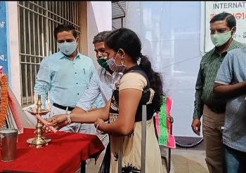 ଅନ୍ତର୍ଜାତୀୟ ଭିନ୍ନକ୍ଷମ ଦିବସରେ ଜିଲ୍ଲାପାଳ ଭିନ୍ନକ୍ଷମଙ୍କ ଦ୍ୱାରା ଦ୍ଵୀପପ୍ରଜ୍ୱଳ ସହ ସେମାନଙ୍କୁ ନିତ୍ୟ ଆବଶ୍ୟକ ସରଞ୍ଜାମ ବଣ୍ଟନ