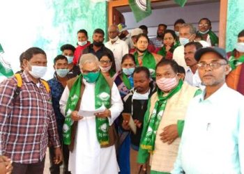 ବ୍ରହ୍ମପୁର ସାଂସଦଙ୍କୁ ଏମକେସିଜି ଦିବ୍ୟାଙ୍ଗ ବିଦ୍ୟାଳୟ କର୍ମଚାରୀ ବୃନ୍ଦଙ୍କ ଅଭିଯୋଗ ପତ୍ର ପ୍ରଦାନ