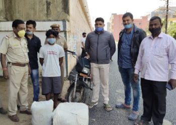 ଗଞ୍ଜେଇ ଚାଲାଣ ବେଳେ ଅଭିଯୁକ୍ତ ଙ୍କୁ ଧରିଲା ପୋଲିସ