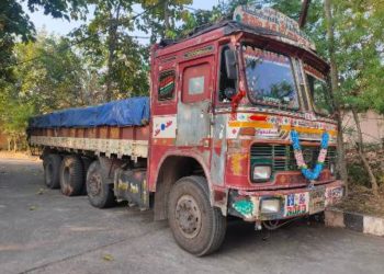 ବେଆଇନ ବାଲି ଚାଲାଣ-୩ ଟ୍ରାକ୍ଟର ଓ ଗୋଟିଏ ଟ୍ରକ ଜବତ