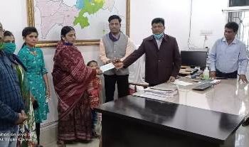 କରୋନା ଯୋଦ୍ଧା ଙ୍କ ପରିବାର ଙ୍କୁ ସହାୟତା ପ୍ରଦାନ