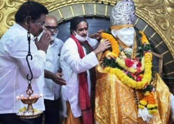 ବିଧାୟକ କେ. ନାରାୟଣ ଙ୍କ ଦ୍ଵାରା   ଶିରିଡ଼ି ସାଇ ବାବା ମନ୍ଦିରର ସୋଲାର ଲାଇଟ୍  ଉଦଘାଟିତ